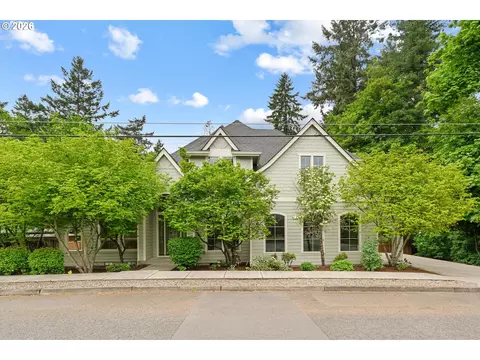 9935 SW 52nd Ave, Portland, OR 97219