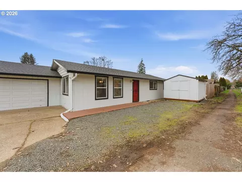 369 S 16th Ave, Cornelius, OR 97113
