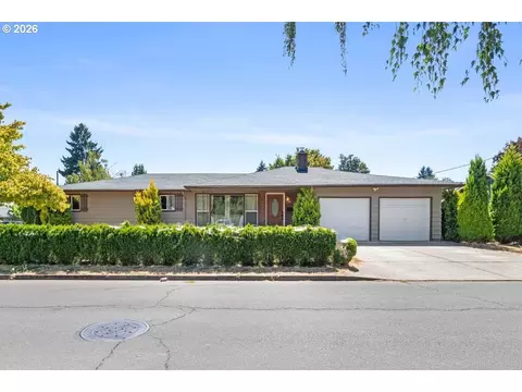 940 Johnson St, Woodburn, OR 97071