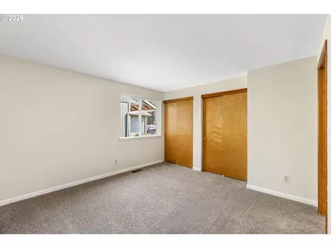 Bedroom - 1480 S Alpine St, Cornelius, OR 97113 photo 2 of 4