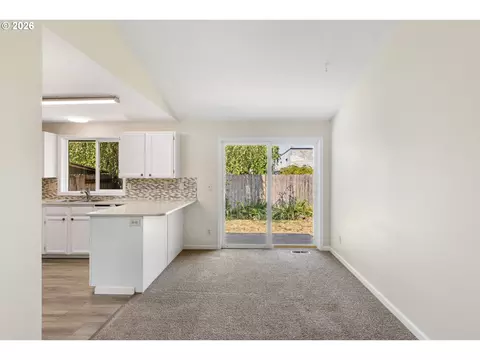 Living - 1480 S Alpine St, Cornelius, OR 97113 photo 5 of 5
