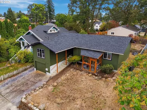 274 N 4th St, Saint Helens, OR 97051