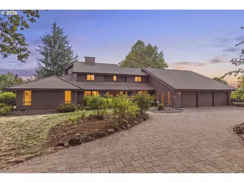 1000 N Oak Grove Rd NW, Salem, OR 97304