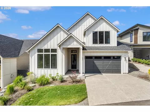 760 N V St, Washougal, WA 98671