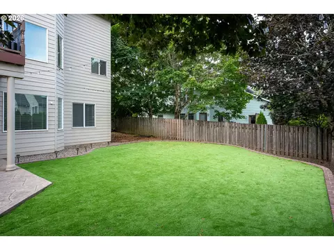Exterior - 5435 SE Old Woods Loop, Gresham, OR 97080 photo 9 of 15