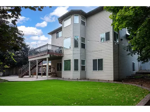 Exterior - 5435 SE Old Woods Loop, Gresham, OR 97080 photo 11 of 15