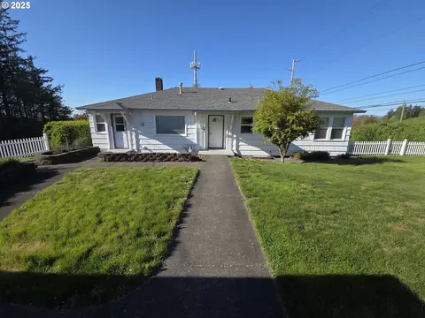 22055 NE Couch St, Gresham, OR 97030