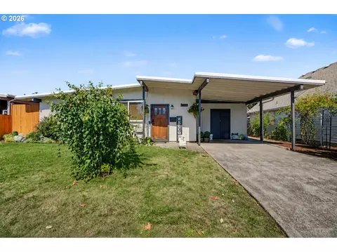 1227 SW Oregon Ave, Dallas, OR 97338