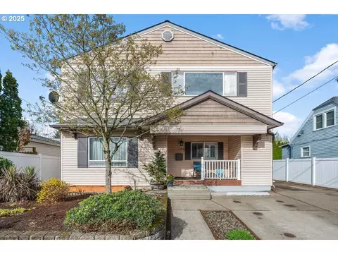 333335 NE 74th Ave, Portland, OR 97213