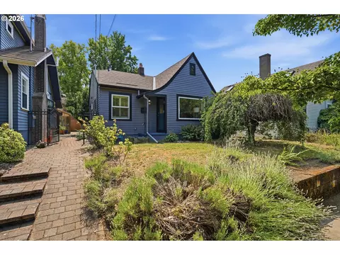 3814 SE Alder St, Portland, OR 97214