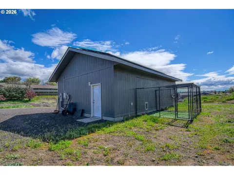 2221 NW Furnish Ave, Pendleton, OR 97801 photo 46