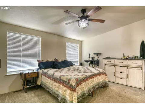 2221 NW Furnish Ave, Pendleton, OR 97801 photo 17