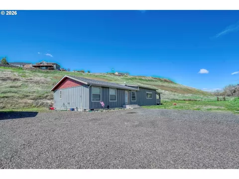 2221 NW Furnish Ave, Pendleton, OR 97801 photo 4