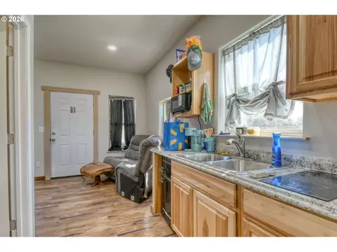 2221 NW Furnish Ave, Pendleton, OR 97801 photo 38