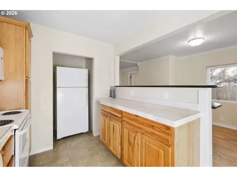Kitchen - 716 F St, Springfield, OR 97477 photo 5 of 5