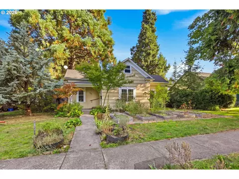 Other - 716 F St, Springfield, OR 97477 photo 7 of 8