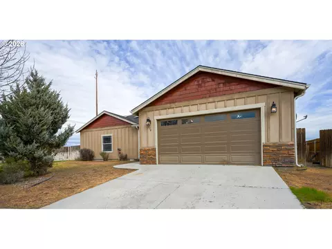 376 NW Crestview Ct, Hermiston, OR 97838