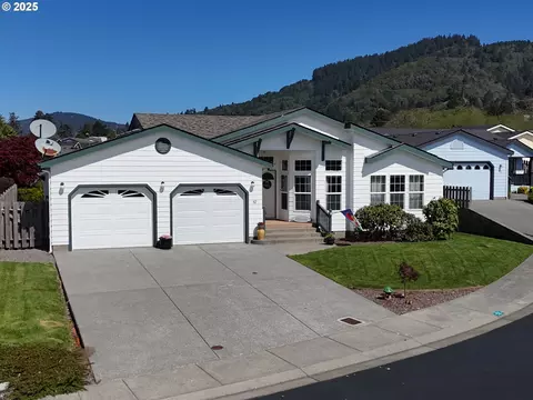 98126 W Benham Ln #52, Brookings, OR 97415