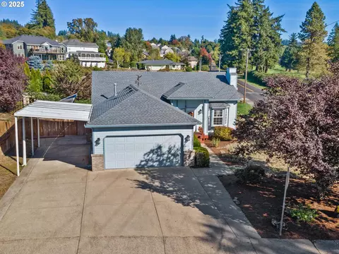 View/Area - 1002 40th St, Washougal, WA 98671 photo 1 of 8