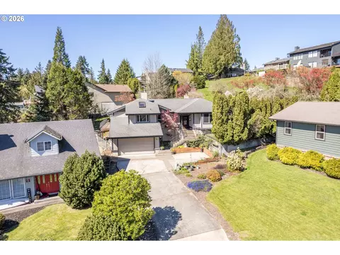 View/Area - 13 Judith Pl, Longview, WA 98632 photo 1 of 6