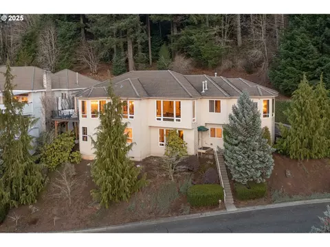 9644 SE Westview Ct, Happy Valley, OR 97086