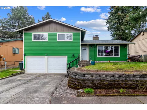 2175 NW 14th St, Gresham, OR 97030