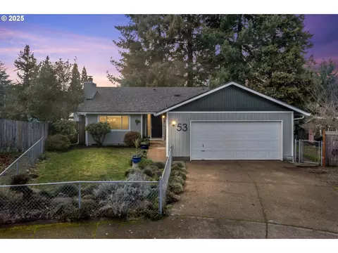 53 N Everly St, Lowell, OR 97452