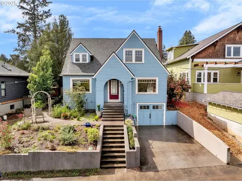 605 SE 70th Ave, Portland, OR 97215