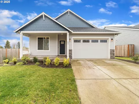 893 E Cleveland St, Carlton, OR 97111