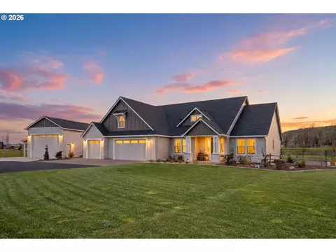 136 Klazina Ct, Woodland, WA 98674