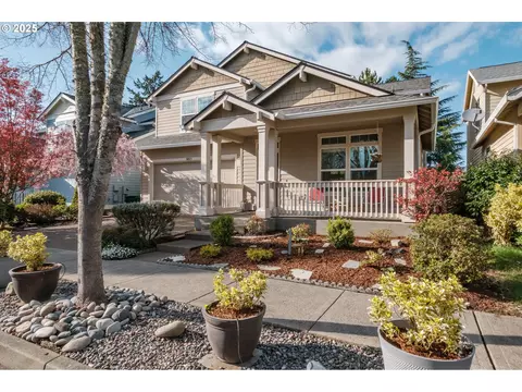 14821 SW Citrine Loop, Beaverton, OR 97007