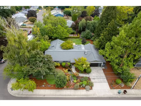 190 NE 37th Ave, Hillsboro, OR 97124