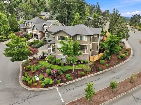 View/Area - 6107 Forest Ridge Dr, Springfield, OR 97478 photo 4 of 5