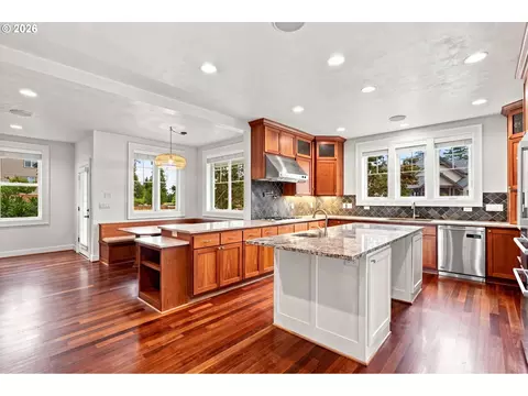 Kitchen - 6107 Forest Ridge Dr, Springfield, OR 97478 photo 1 of 2