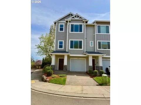 13690 SW Silent Fox Ter, Sherwood, OR 97140