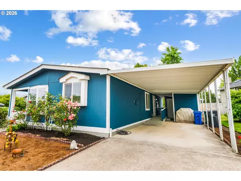 3700 Babcock Ln, Eugene, OR 97401 photo 2