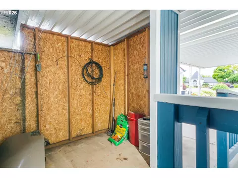 3700 Babcock Ln, Eugene, OR 97401 photo 26