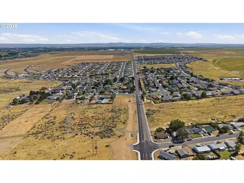 311 Pine Tree Ave, Umatilla, OR 97882 photo 5
