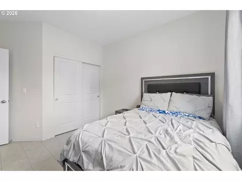 Bedroom - 102 N 35th Pl, Cornelius, OR 97113 photo 2 of 8