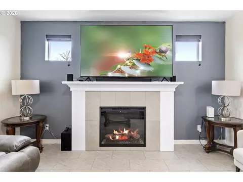 Living - 102 N 35th Pl, Cornelius, OR 97113 photo 3 of 3
