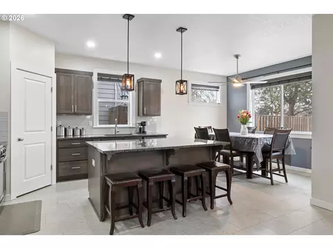 Kitchen - 102 N 35th Pl, Cornelius, OR 97113 photo 1 of 4