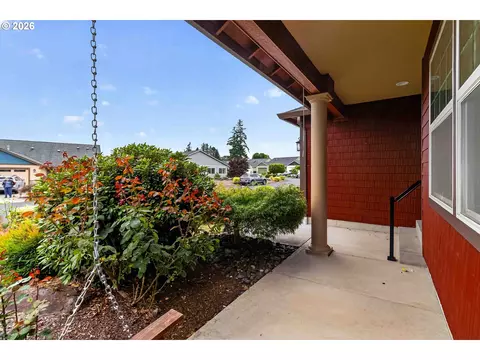 Exterior - 49 Willow Pointe Loop, Longview, WA 98632 photo 5 of 15