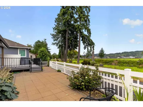 Exterior - 49 Willow Pointe Loop, Longview, WA 98632 photo 10 of 15