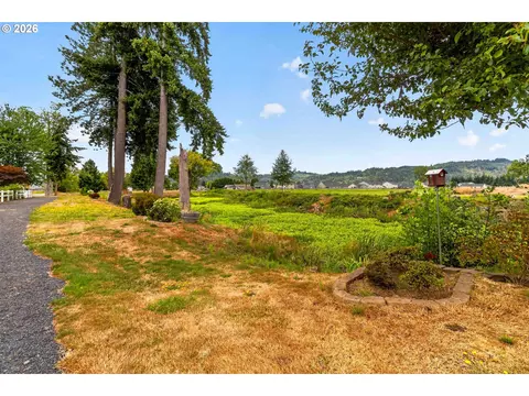 Exterior - 49 Willow Pointe Loop, Longview, WA 98632 photo 14 of 15