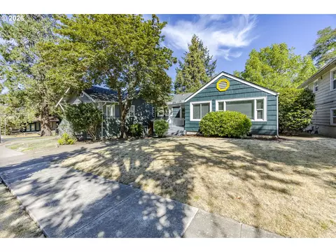 1629 E 24th Ave, Eugene, OR 97403 photo 2