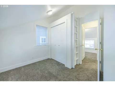 1629 E 24th Ave, Eugene, OR 97403 photo 32