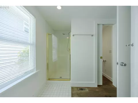 1629 E 24th Ave, Eugene, OR 97403 photo 24
