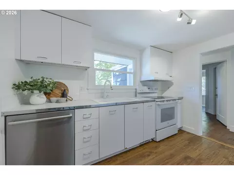 1629 E 24th Ave, Eugene, OR 97403 photo 14