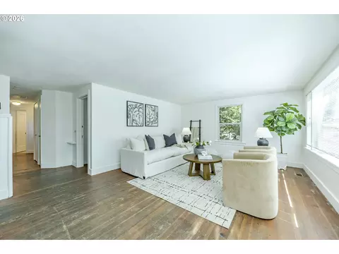 1629 E 24th Ave, Eugene, OR 97403 photo 5