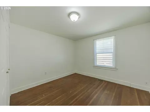 1629 E 24th Ave, Eugene, OR 97403 photo 27